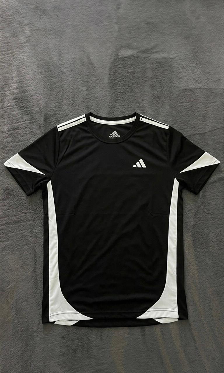 Dry fit Adidas Preta