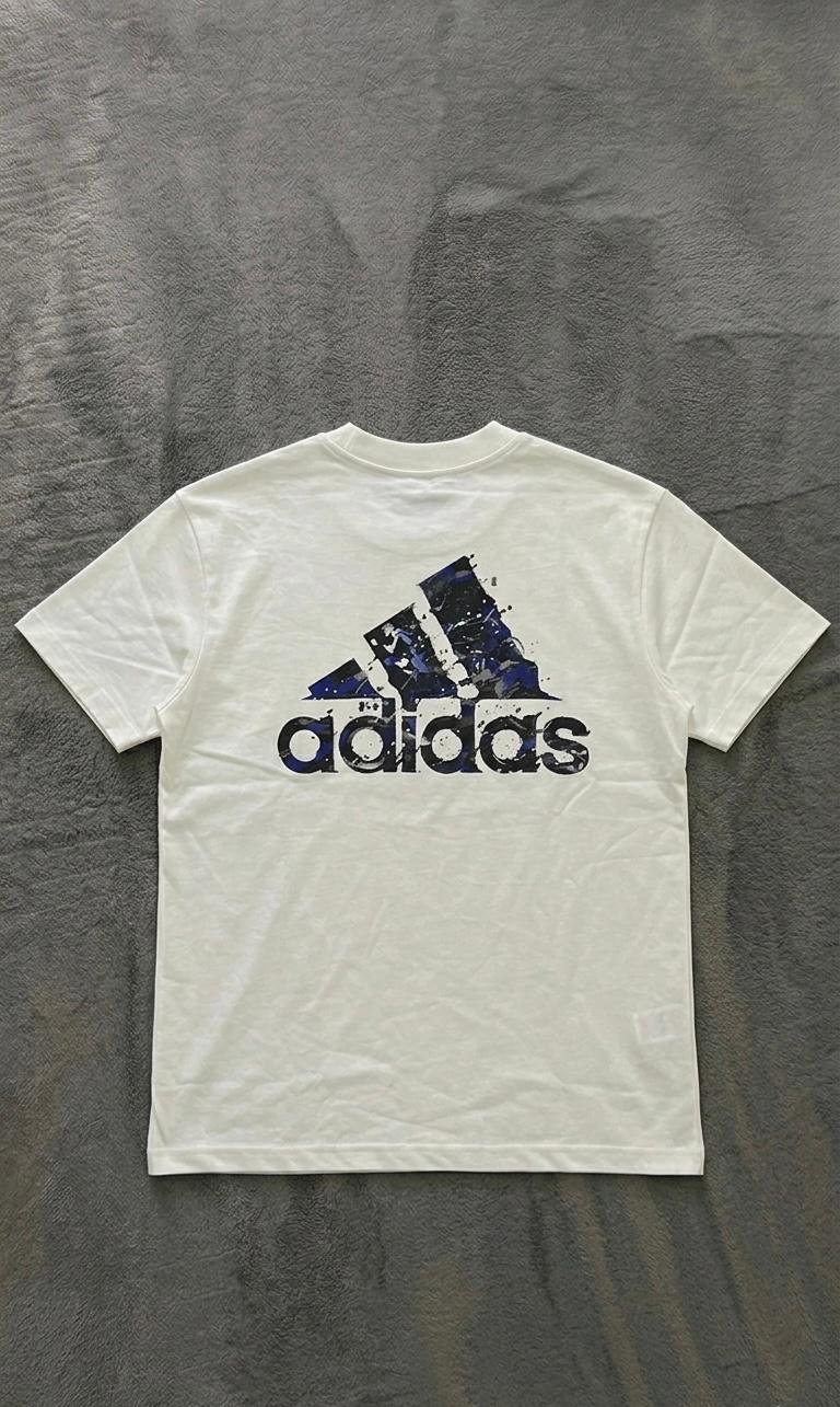 Oversized Adidas