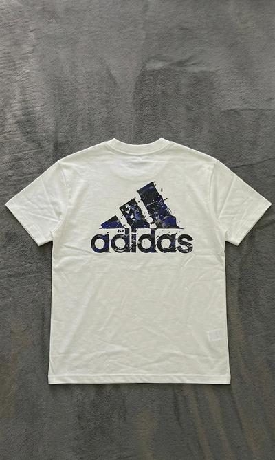 Oversized Adidas