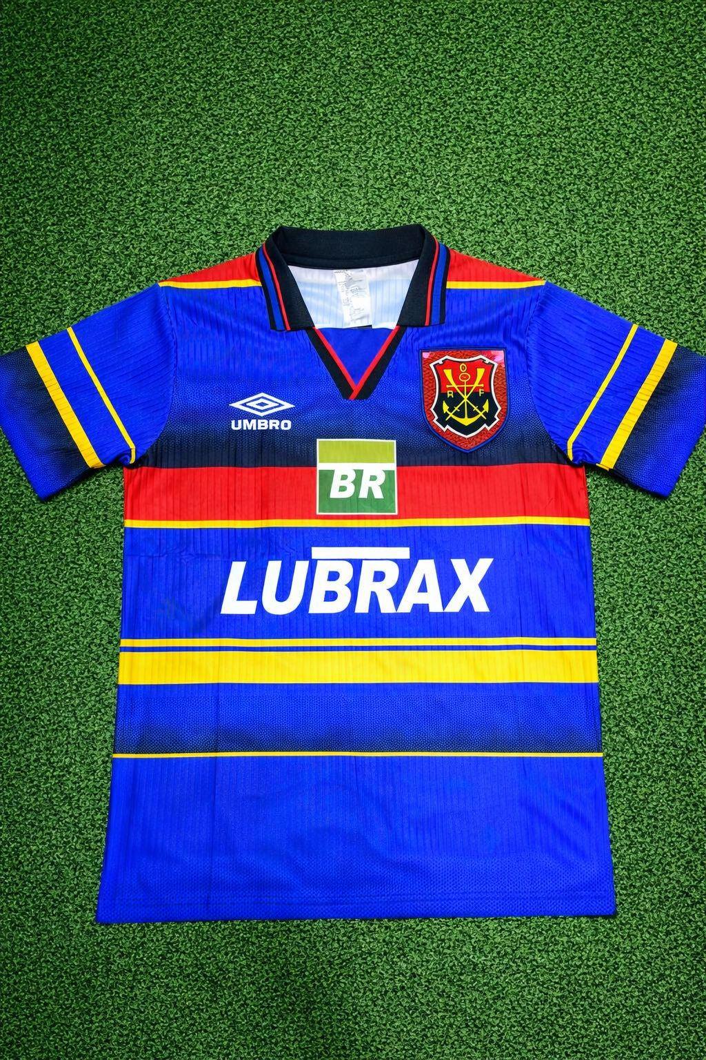 Camiseta Retrô Sport Clube 