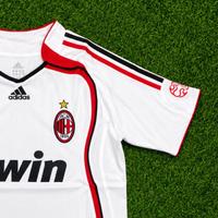AC Milan Retrô KAKA  3